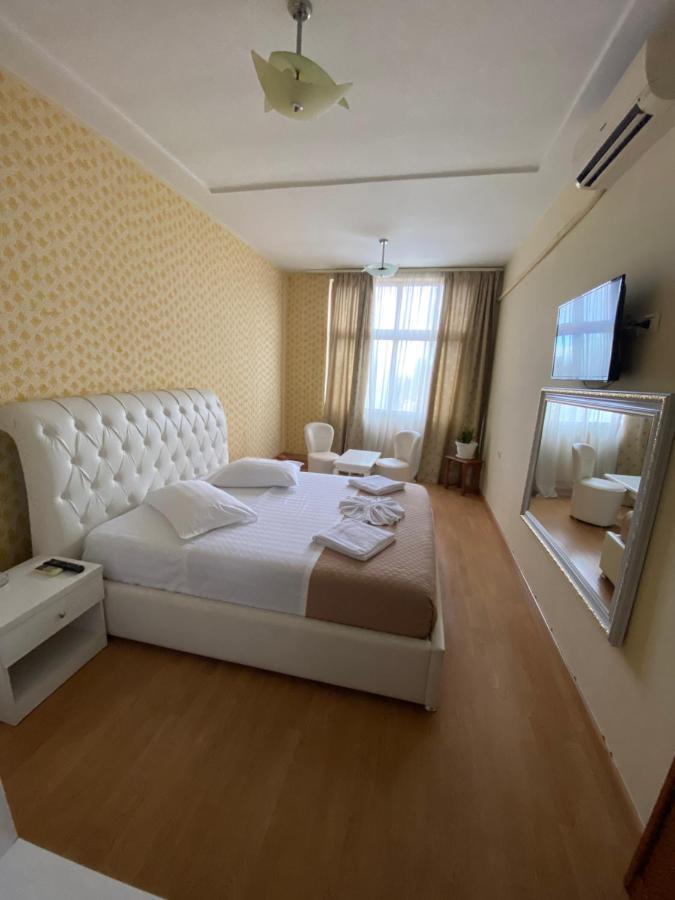 Hotel Arberia Tirana Zewnętrze zdjęcie