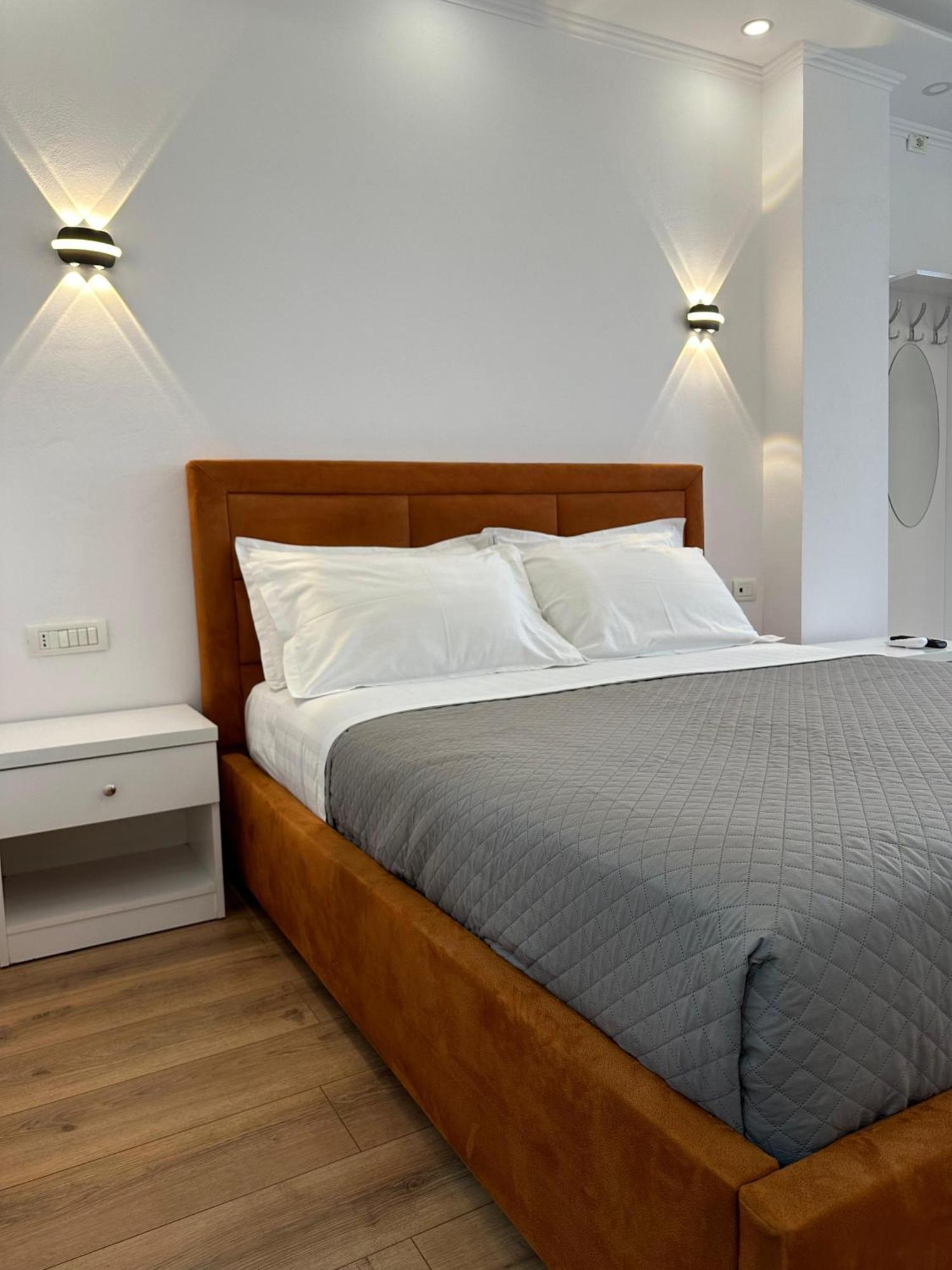 Hotel Arberia Tirana Zewnętrze zdjęcie