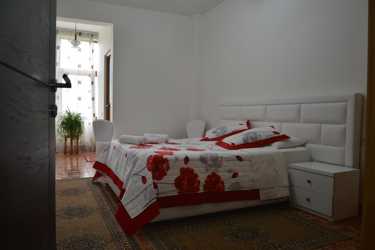 Hotel Arberia Tirana Zewnętrze zdjęcie