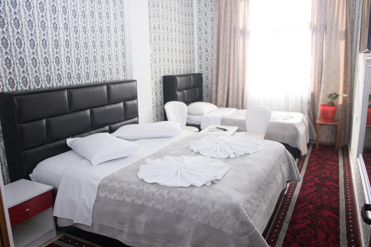 Hotel Arberia Tirana Zewnętrze zdjęcie